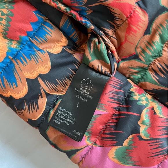 NWOT Farm Rio Crazy Mix Belted Puffer Jacket L - Picture 11 of 15